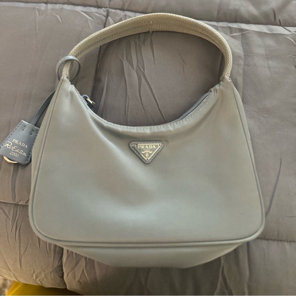 Re-Nylon Prada Re-Edition 2000 mini-bag - Picture 2 of 5